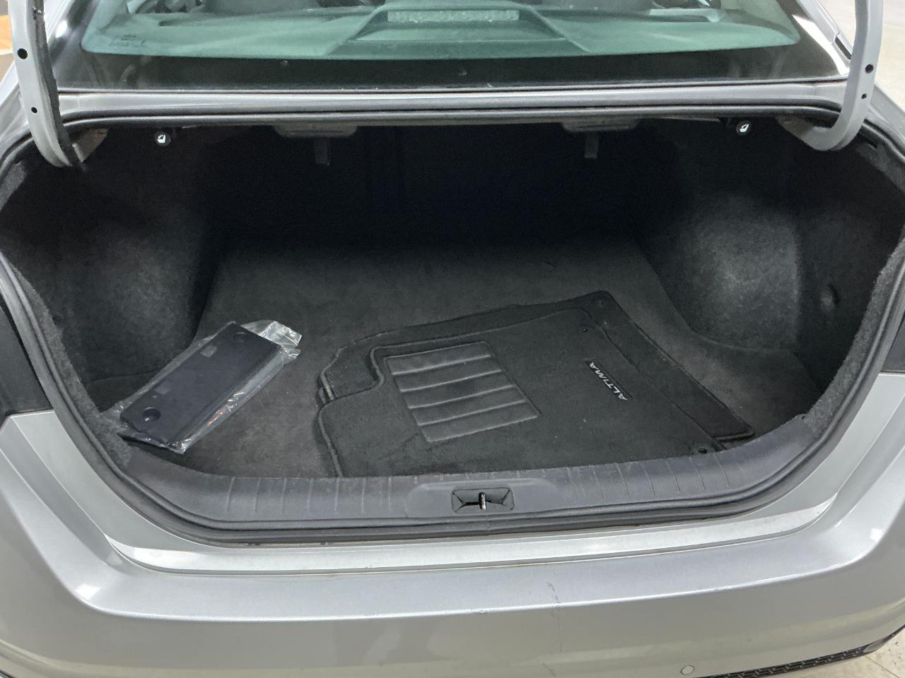 Nissan Altima 2.5 S Sedan 2023