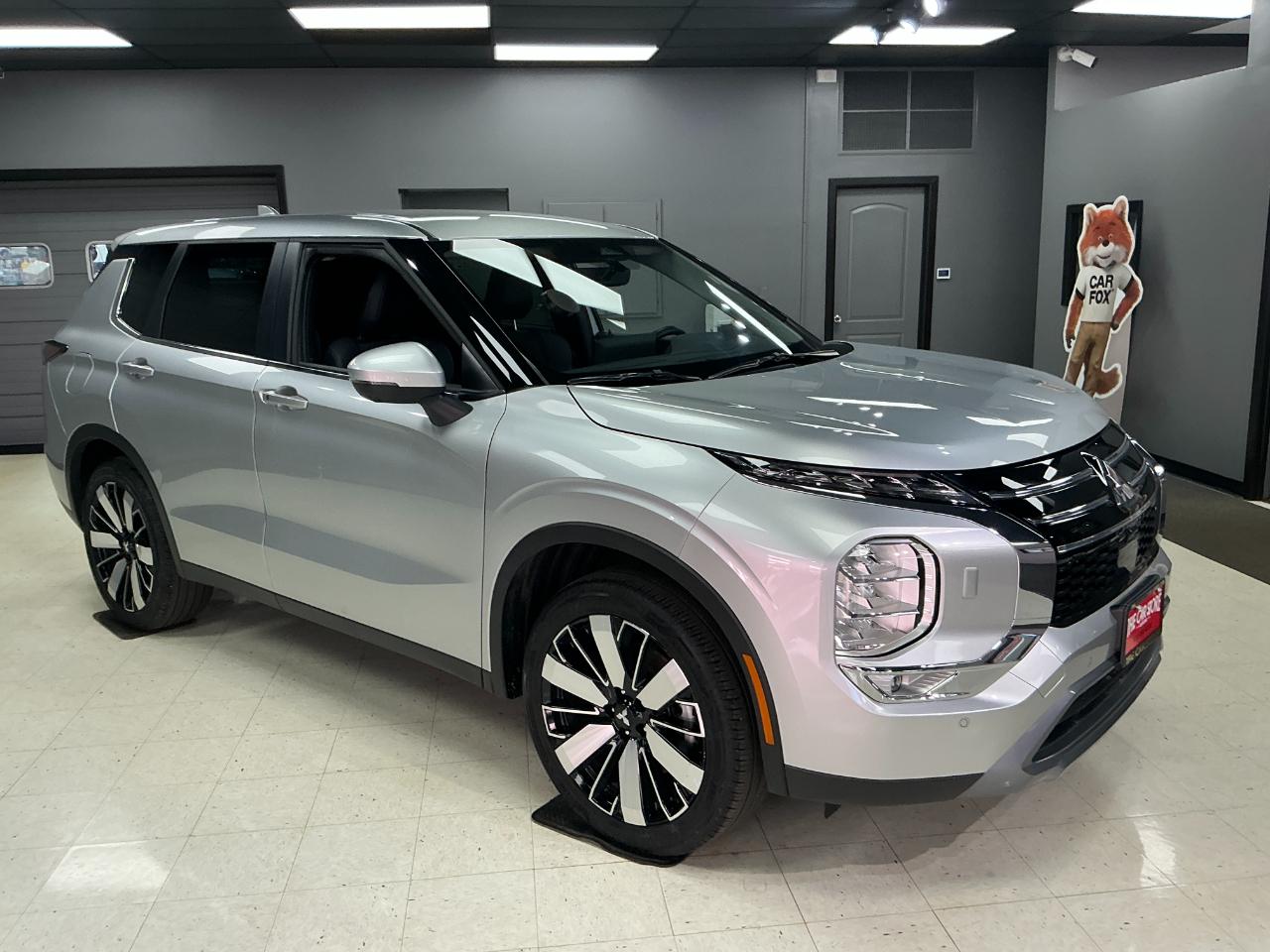 Mitsubishi Outlander SE S-AWC 2025
