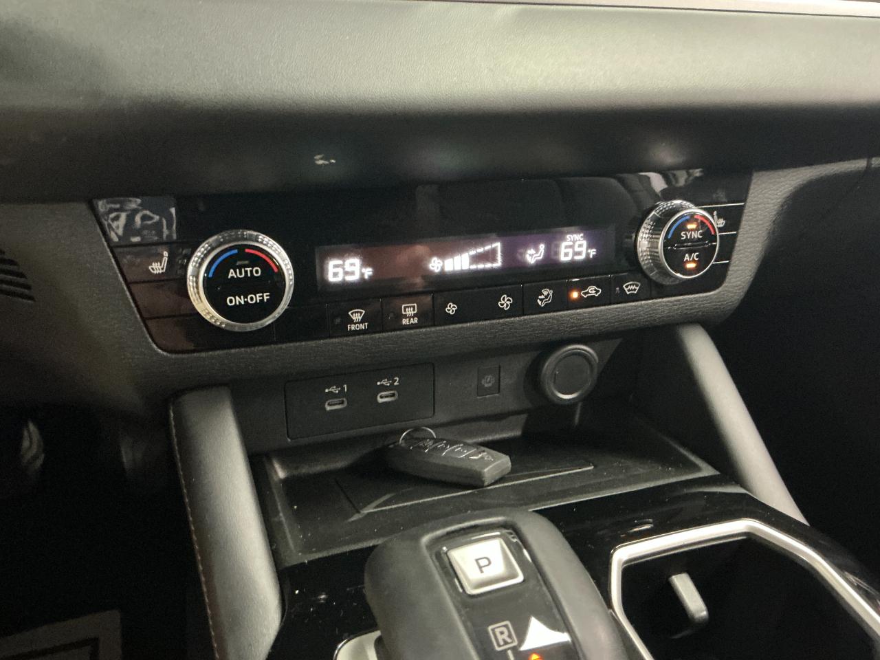 Mitsubishi Outlander SE S-AWC 2025