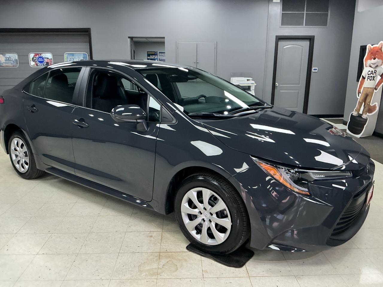Toyota Corolla LE CVT (Natl) 2026