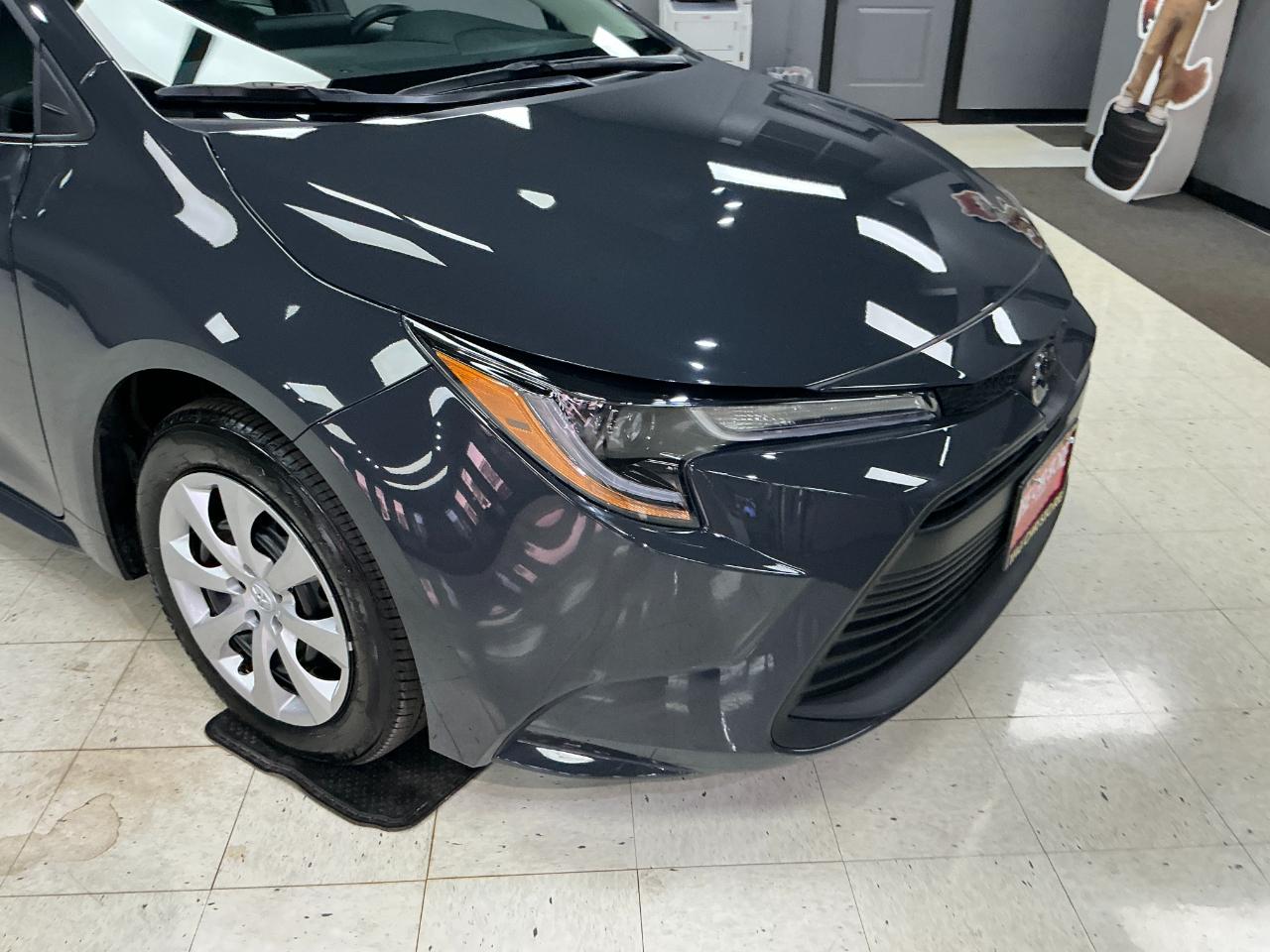 Toyota Corolla LE CVT (Natl) 2026