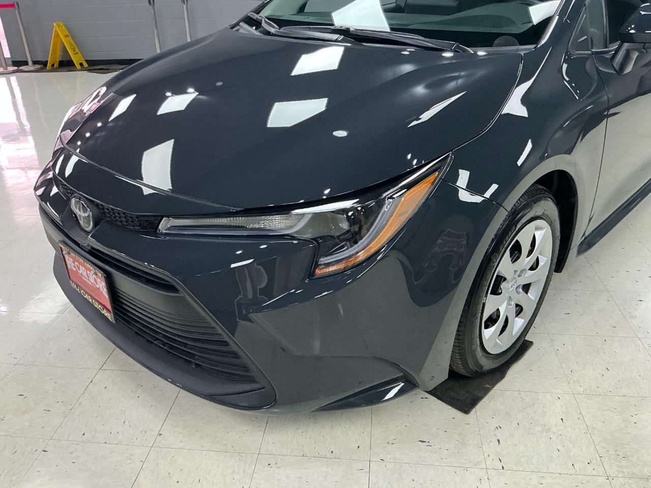 Toyota Corolla LE CVT (Natl) 2026