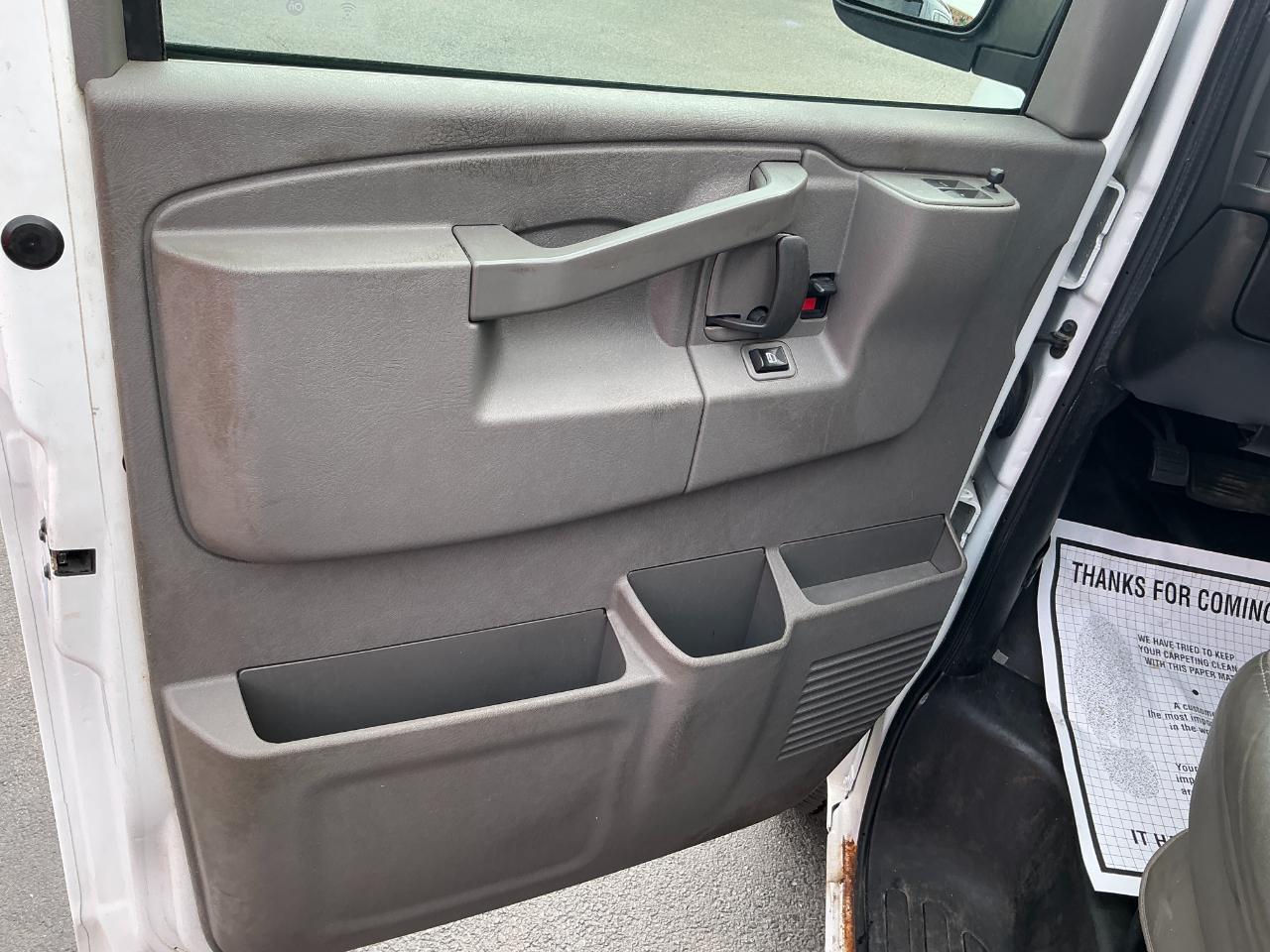 Chevrolet Express Cargo Van RWD 2500 135" 2019