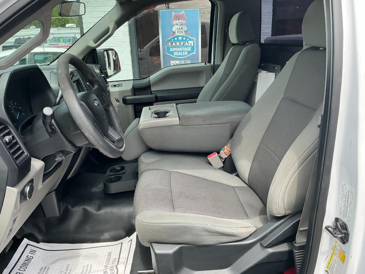 Ford F-150 XL Short Bed 2WD 2017