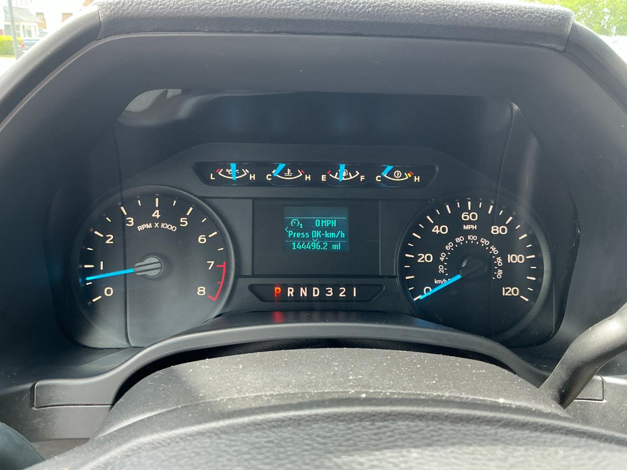 Ford F-150 XL Short Bed 2WD 2017
