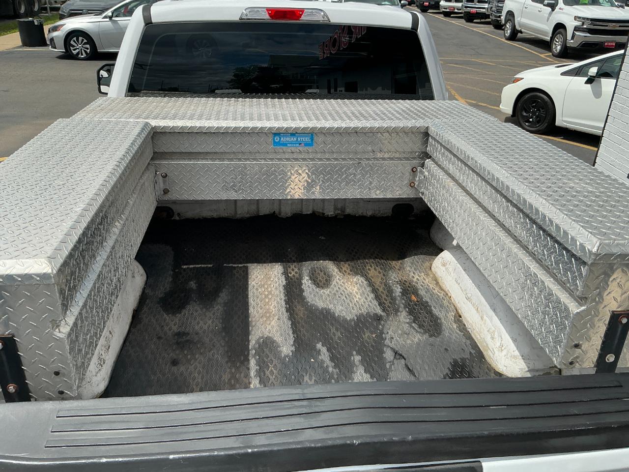 Ford F-150 XL Short Bed 2WD 2017