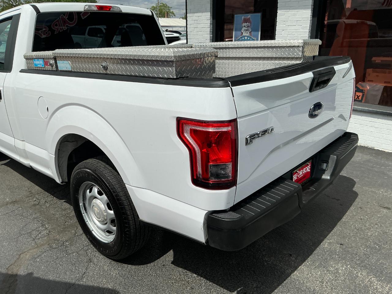 Ford F-150 XL Short Bed 2WD 2017