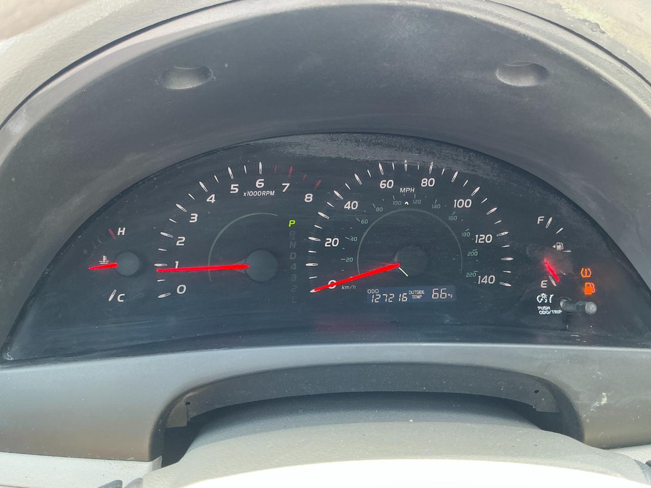 Toyota Camry 4dr Sdn LE Auto 2009