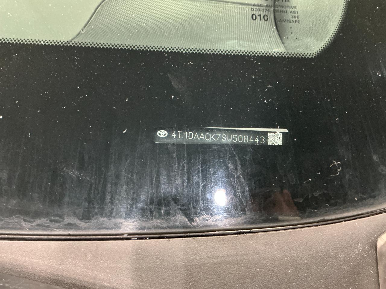 Toyota Camry SE Auto (Natl) 2025