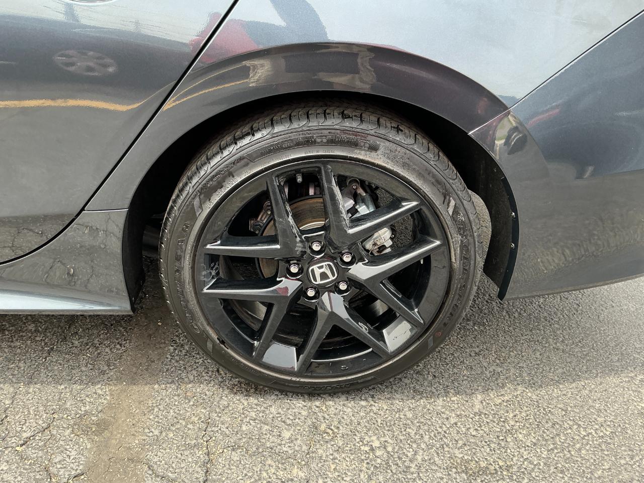 Honda Civic Sedan Sport CVT 2025