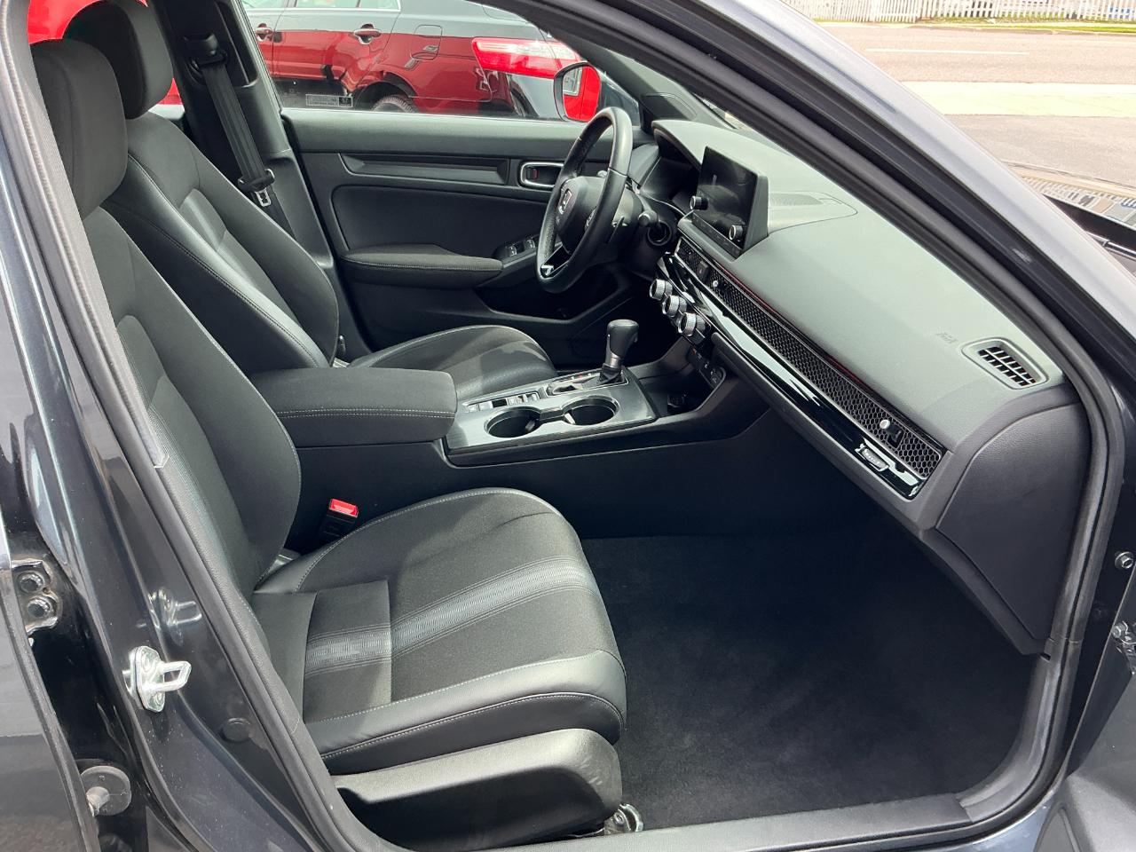 Honda Civic Sedan Sport CVT 2025