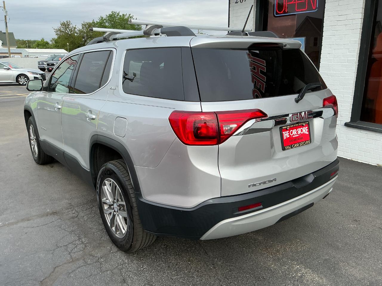 GMC Acadia FWD 4dr SLE w/SLE-2 2019