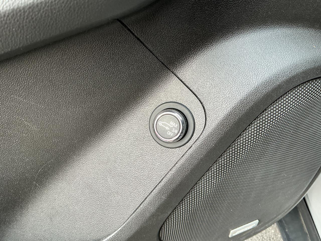 GMC Acadia FWD 4dr SLE w/SLE-2 2019