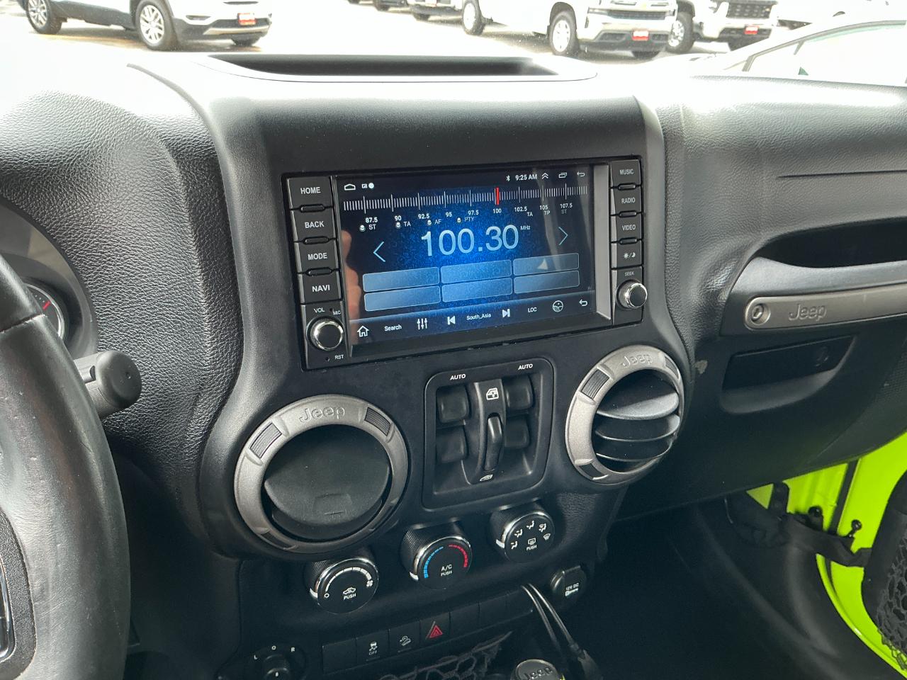 Jeep Wrangler Unlimited 4WD 4dr Sport 2013