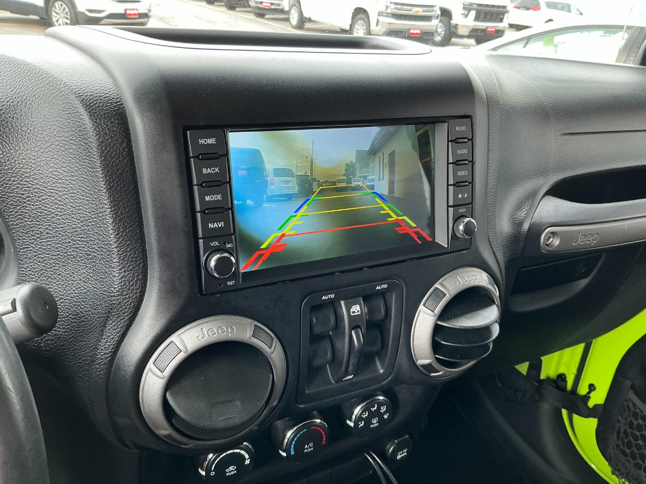 Jeep Wrangler Unlimited 4WD 4dr Sport 2013
