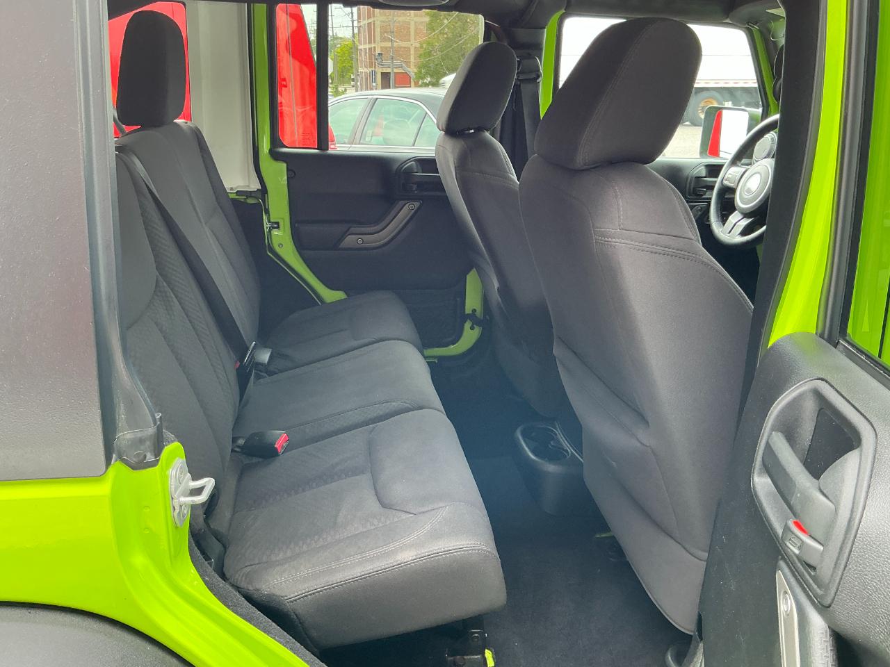 Jeep Wrangler Unlimited 4WD 4dr Sport 2013