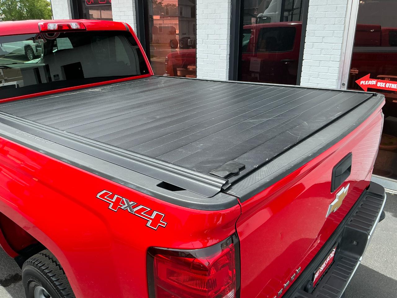 Chevrolet Silverado 2500HD 4WD Crew Cab 153.7" Work Truck 2016