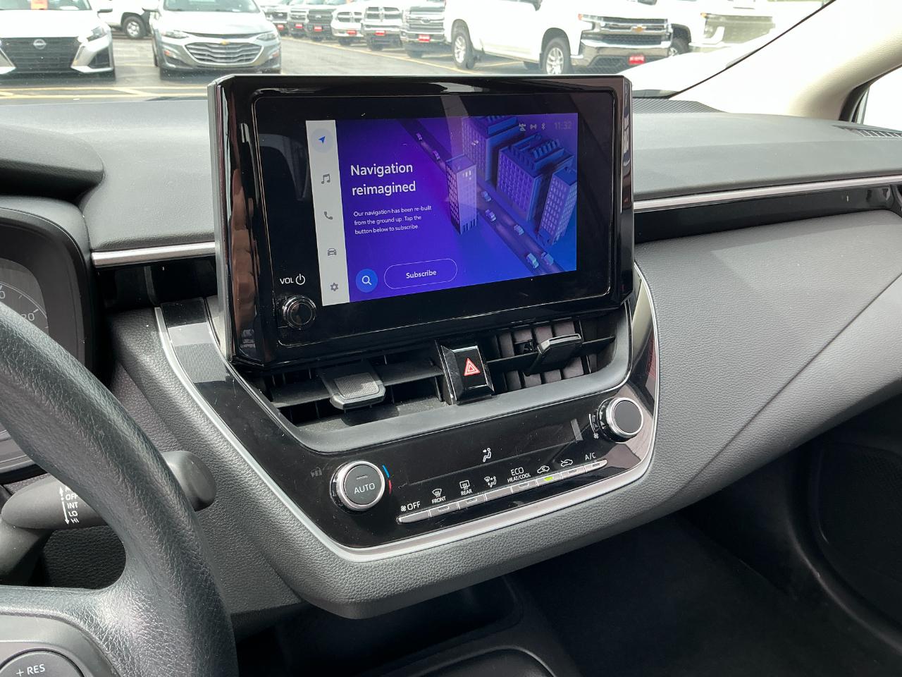 Toyota Corolla LE CVT (Natl) 2024