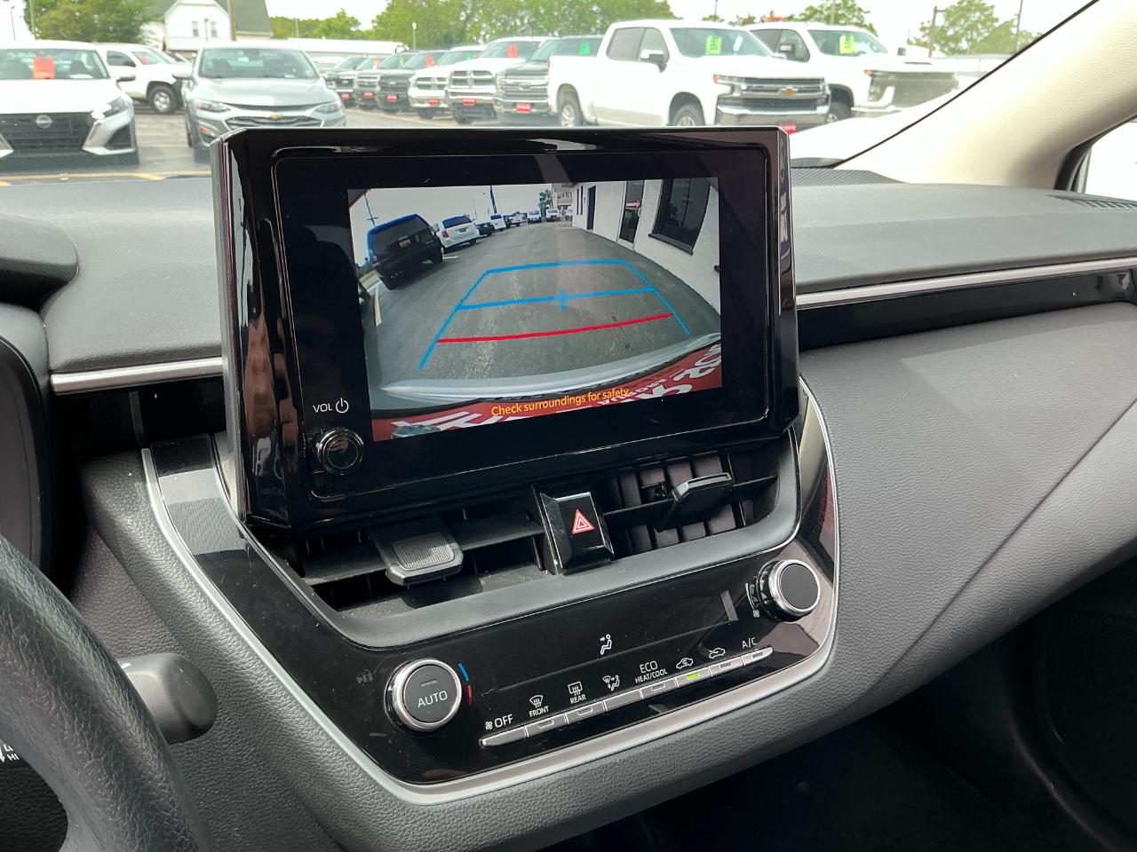 Toyota Corolla LE CVT (Natl) 2024