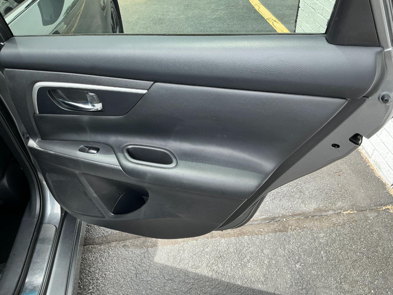 Nissan Altima 2.5 SR Sedan 2018