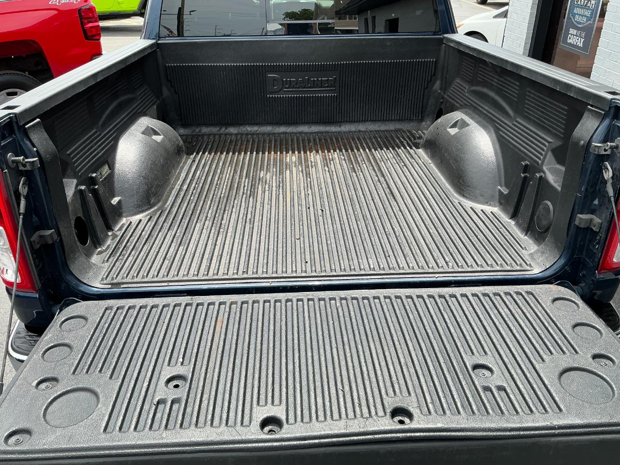 RAM 1500 Big Horn 4x4 Crew Cab 5'7" Box 2022