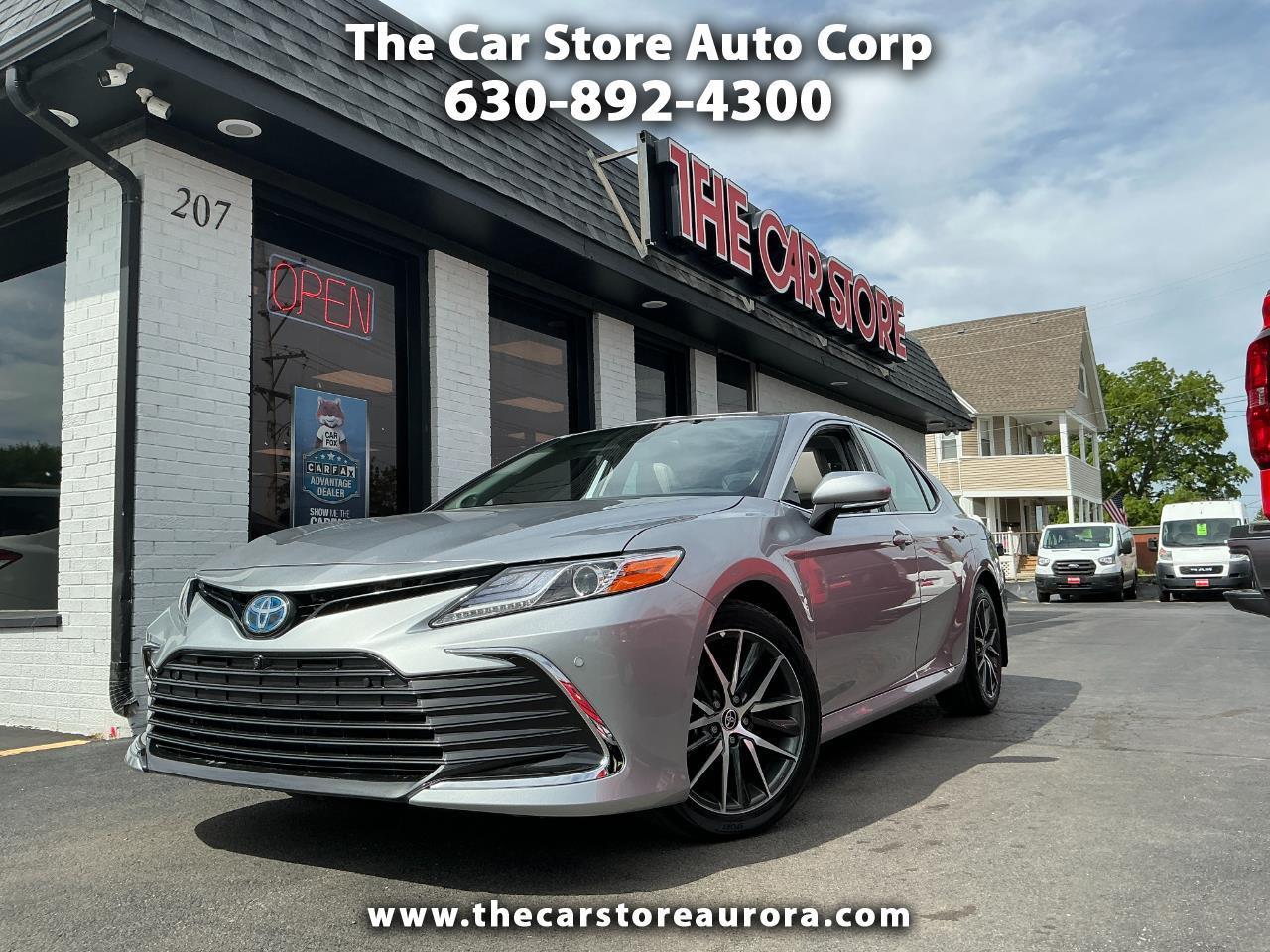 Toyota Camry Hybrid XLE CVT (Natl) 2024