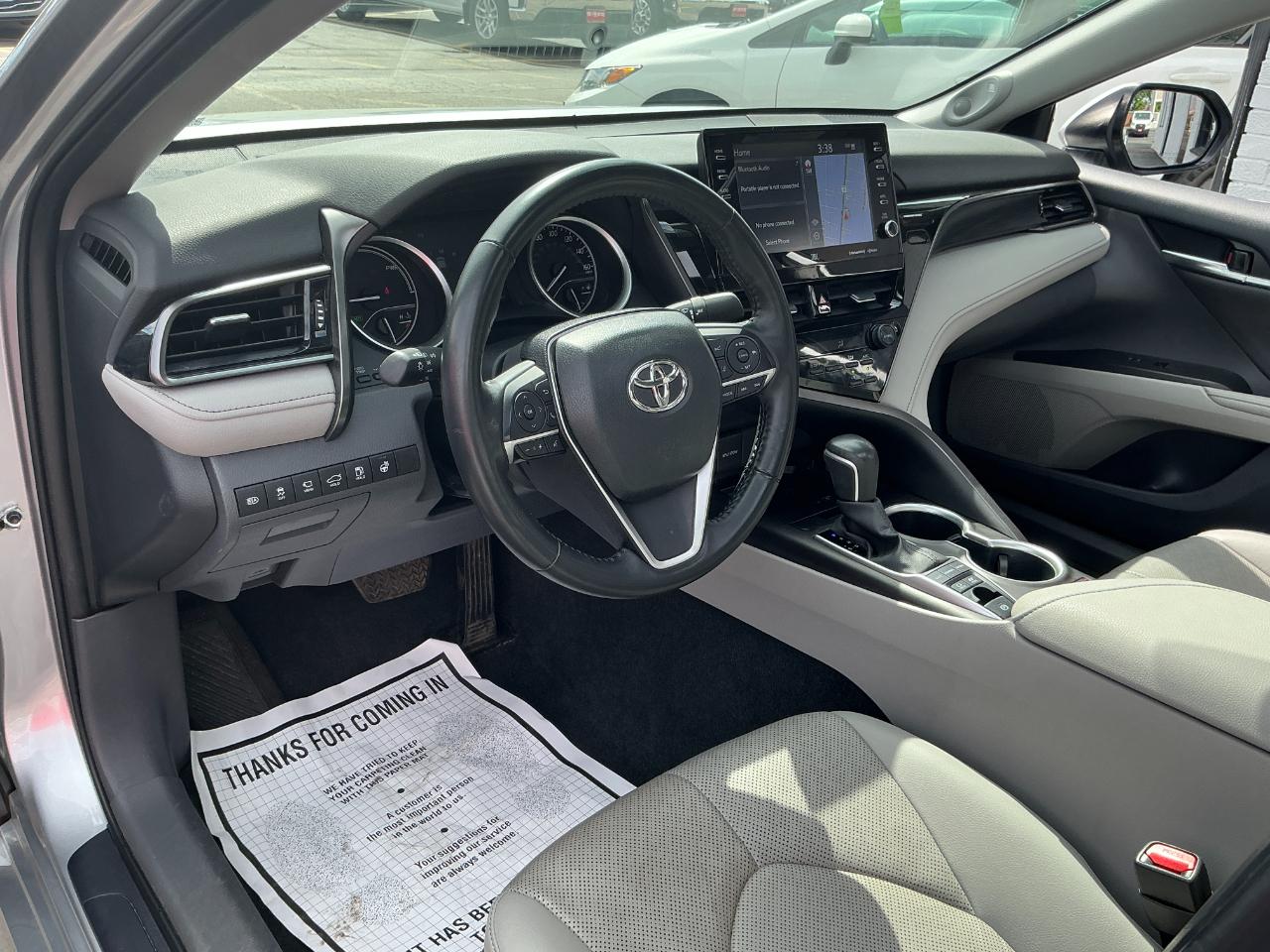 Toyota Camry Hybrid XLE CVT (Natl) 2024