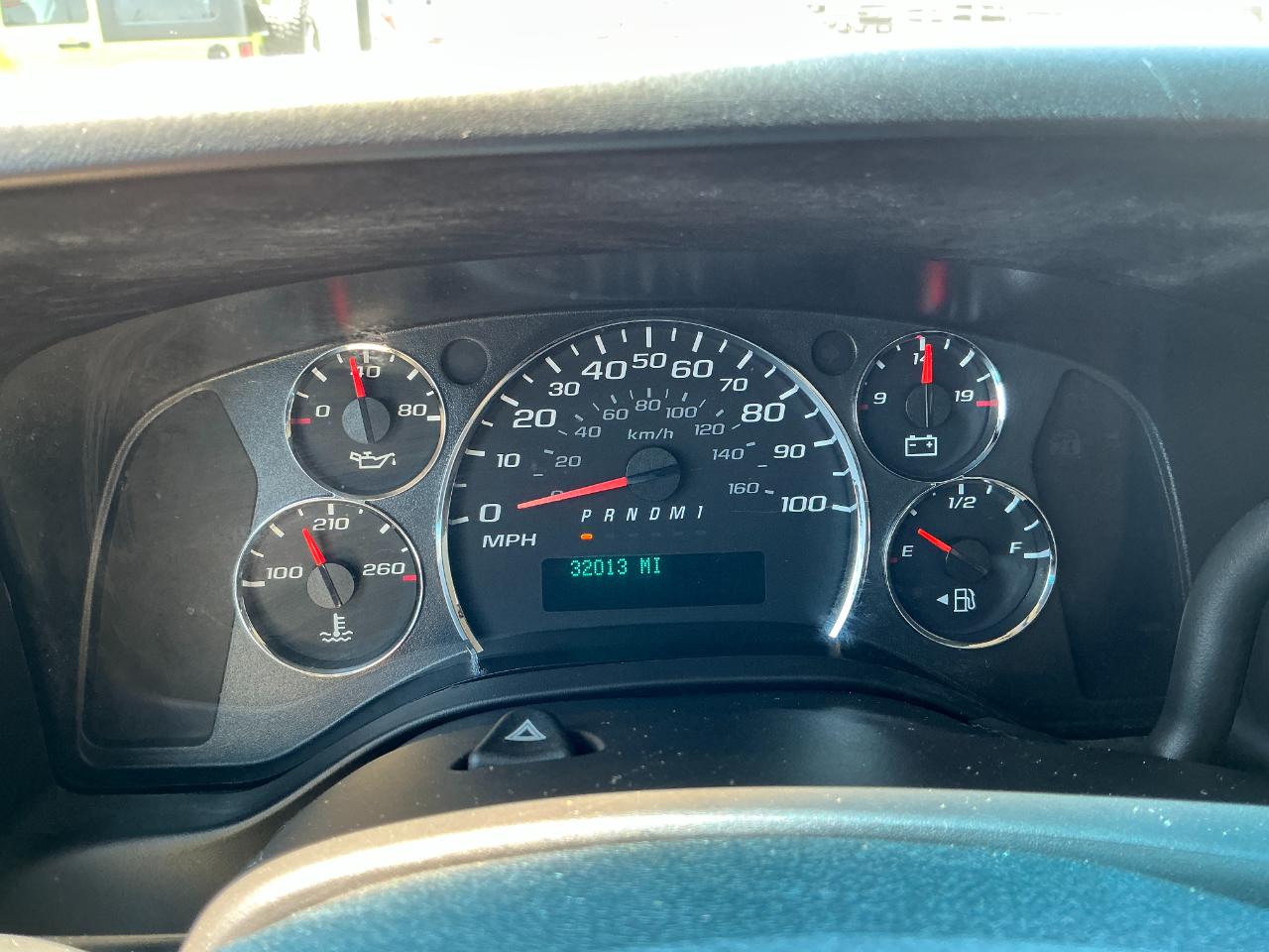 Chevrolet Express Passenger RWD 2500 135" LS 2013