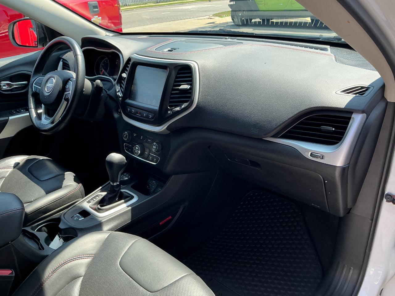 Jeep Cherokee Trailhawk 4x4 2018