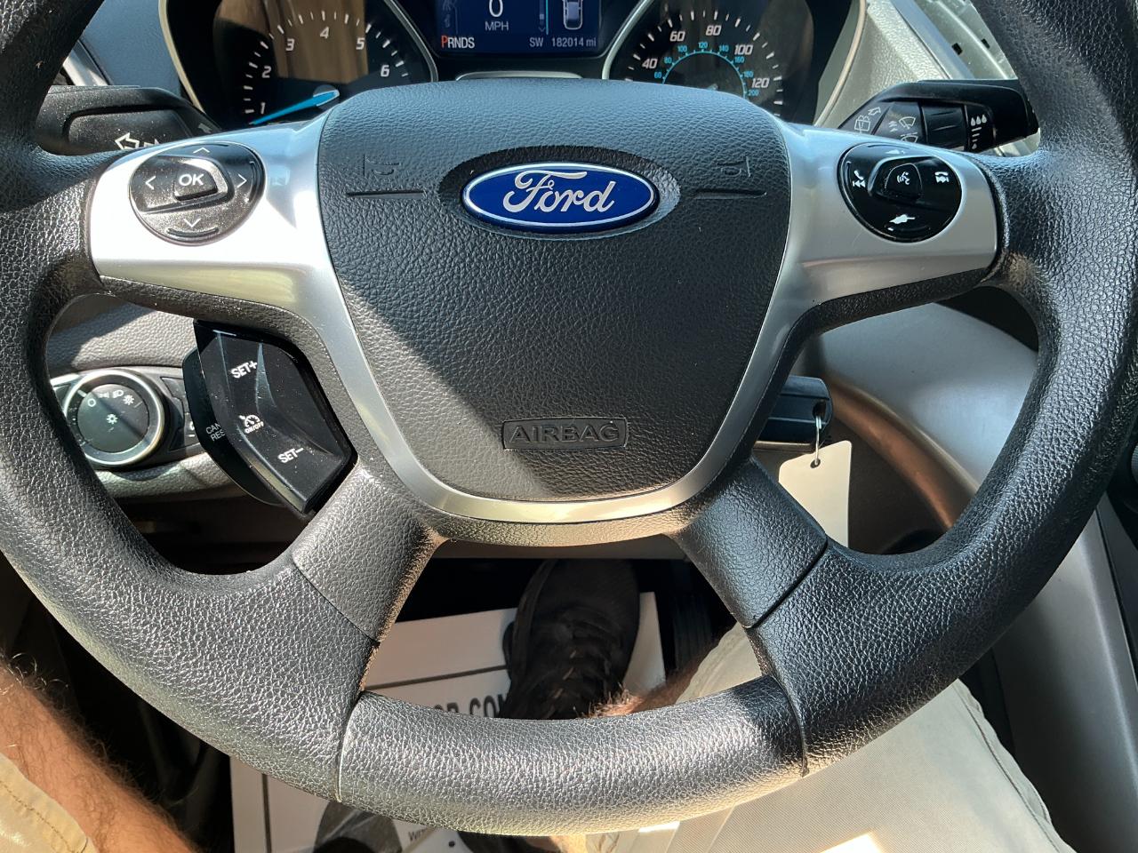 Ford Escape FWD 4dr SE 2015