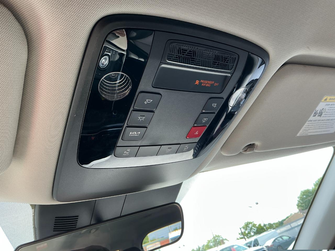 Kia Carnival Hybrid LXS FWD 2026
