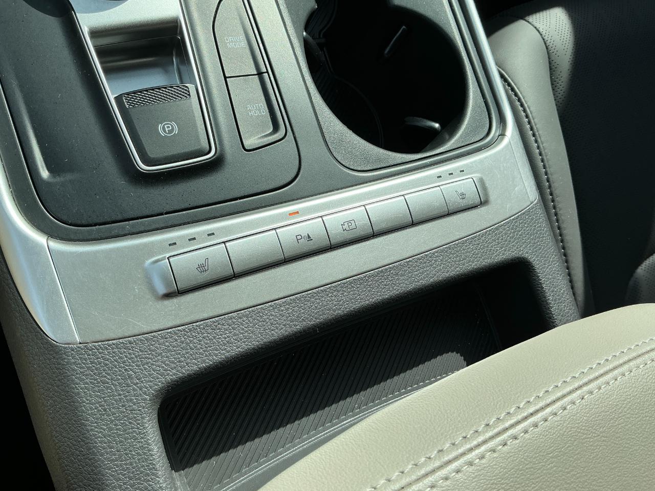 Kia Carnival Hybrid LXS FWD 2026