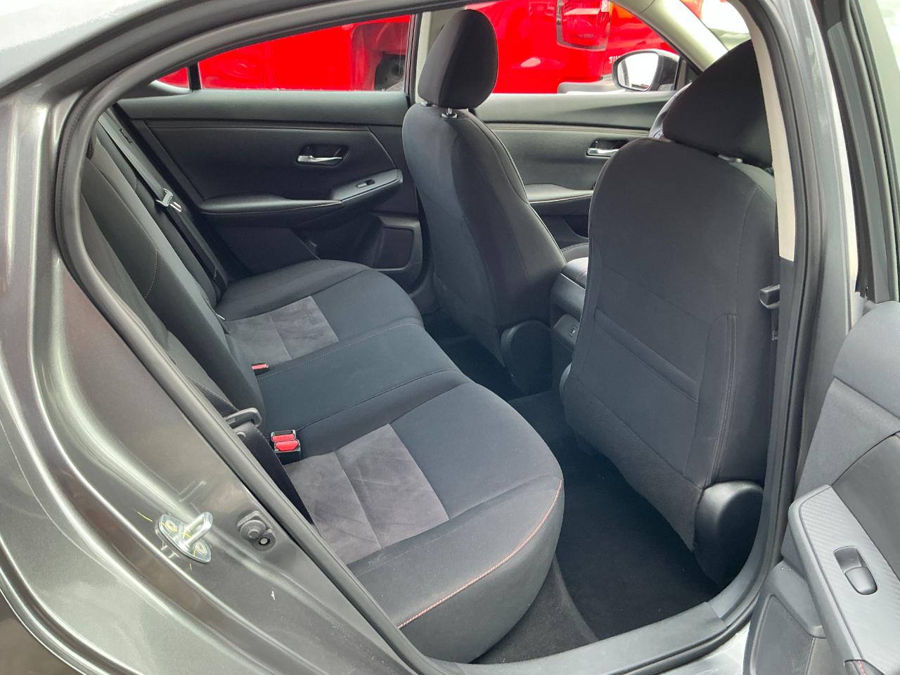 Nissan Sentra SR CVT 2025