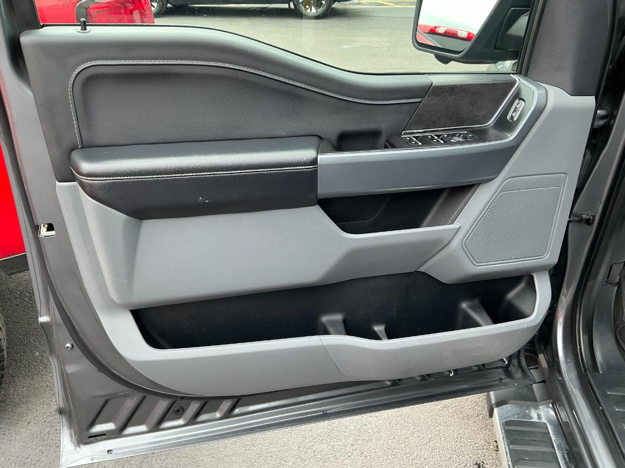 Ford F-150 XLT 4WD SuperCrew 5.5' Box 2024