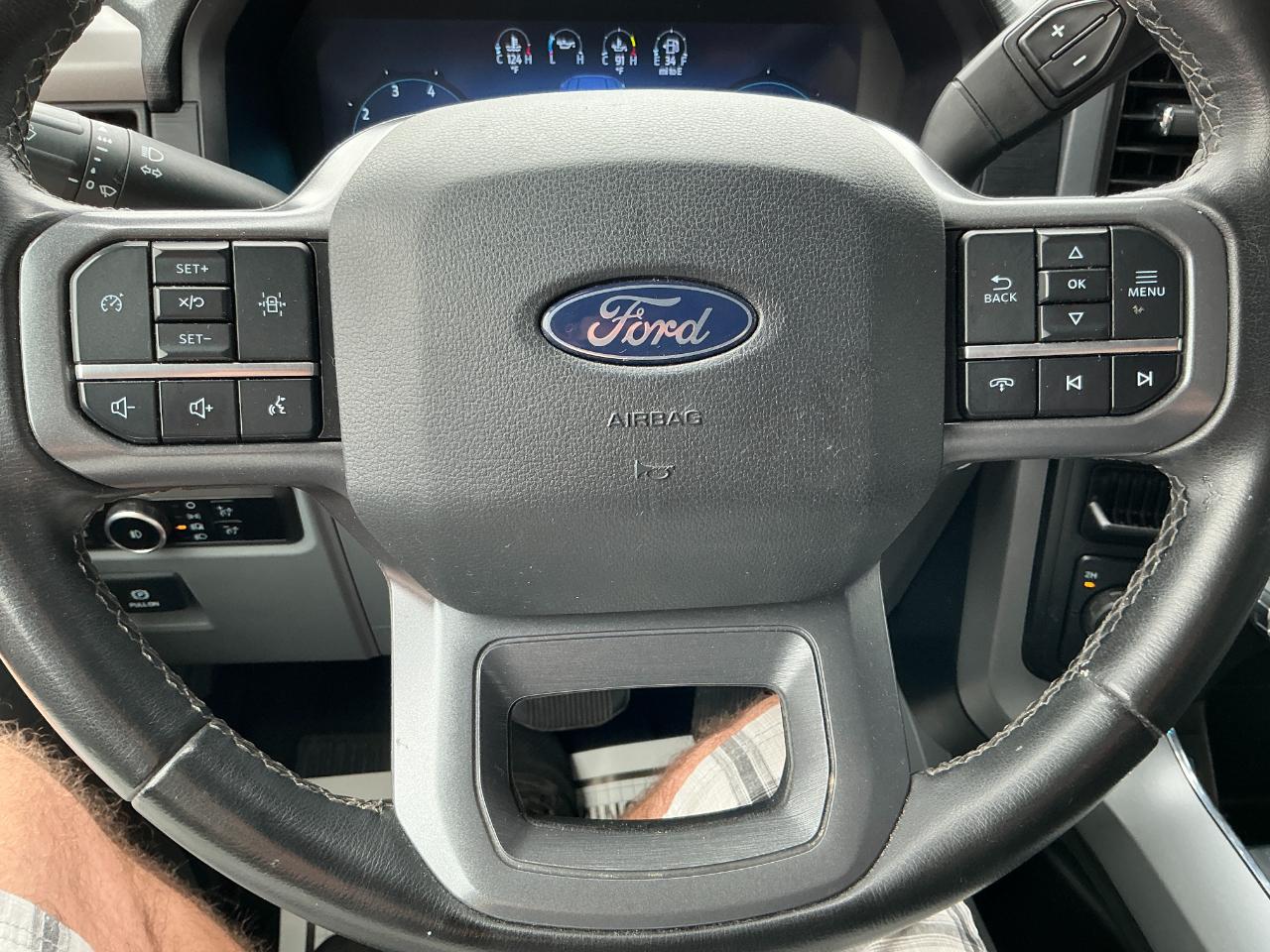 Ford F-150 XLT 4WD SuperCrew 5.5' Box 2024