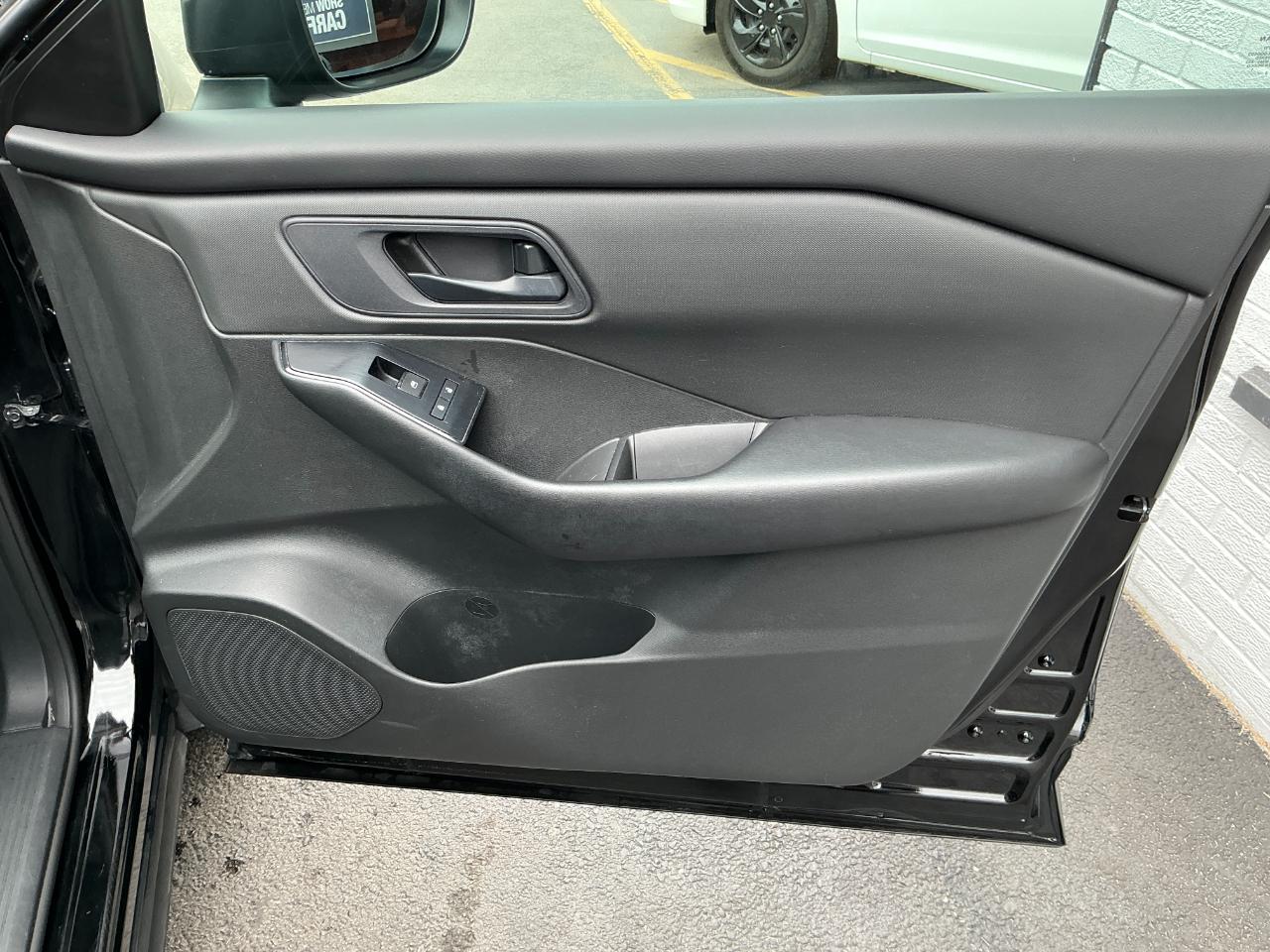 Nissan Rogue AWD S 2024