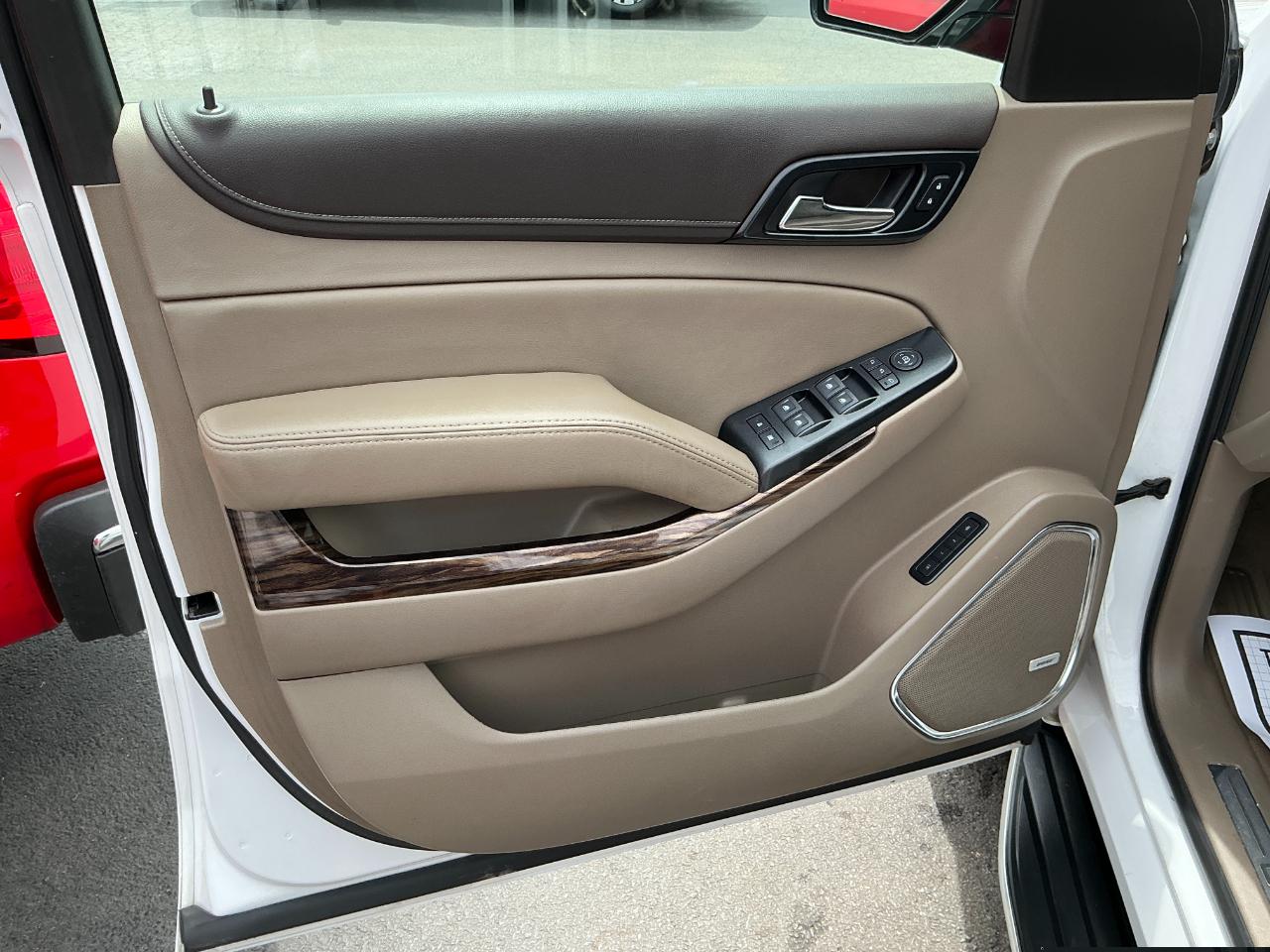 GMC Yukon XL 4WD 4dr SLT 2019