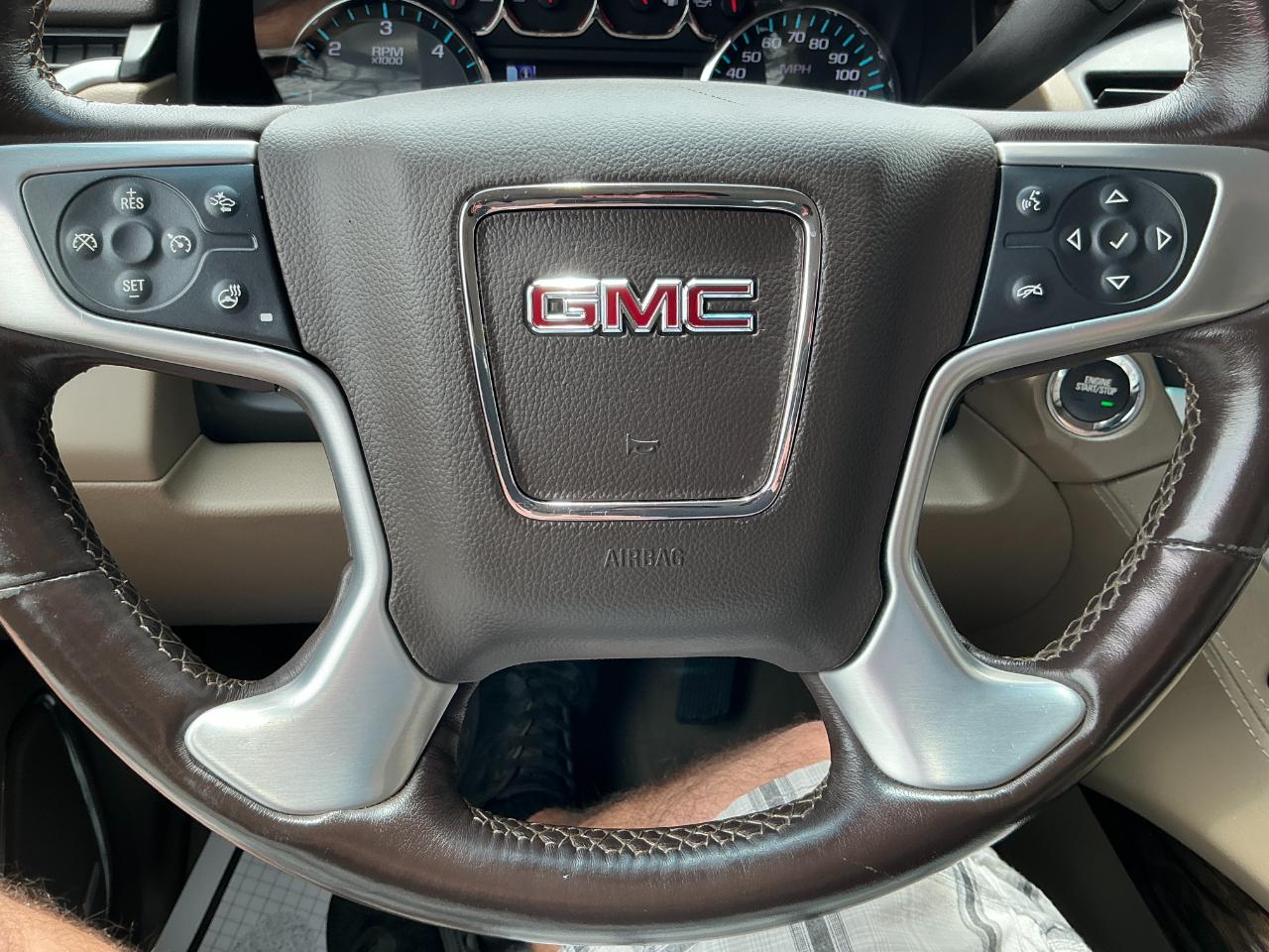 GMC Yukon XL 4WD 4dr SLT 2019