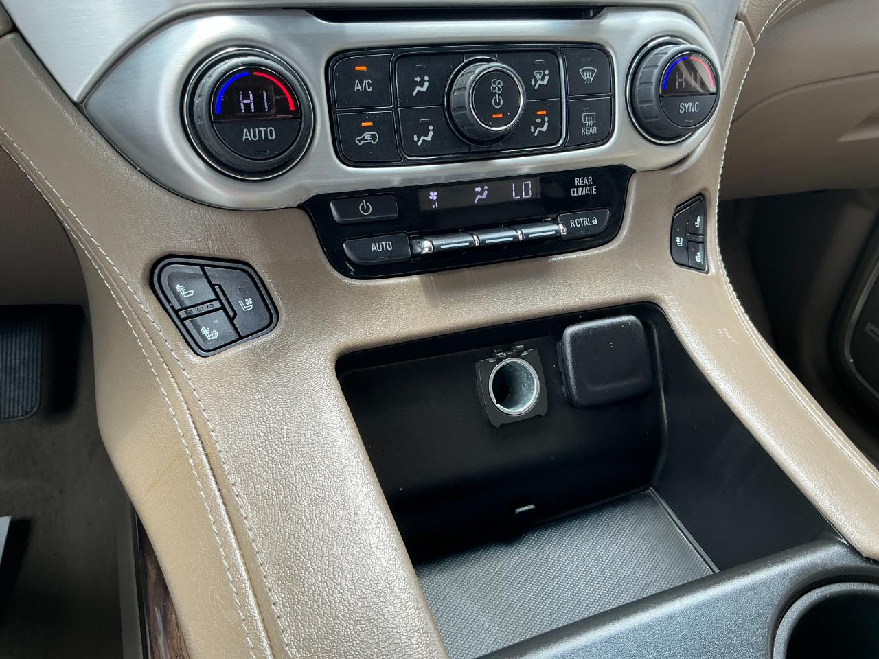 GMC Yukon XL 4WD 4dr SLT 2019