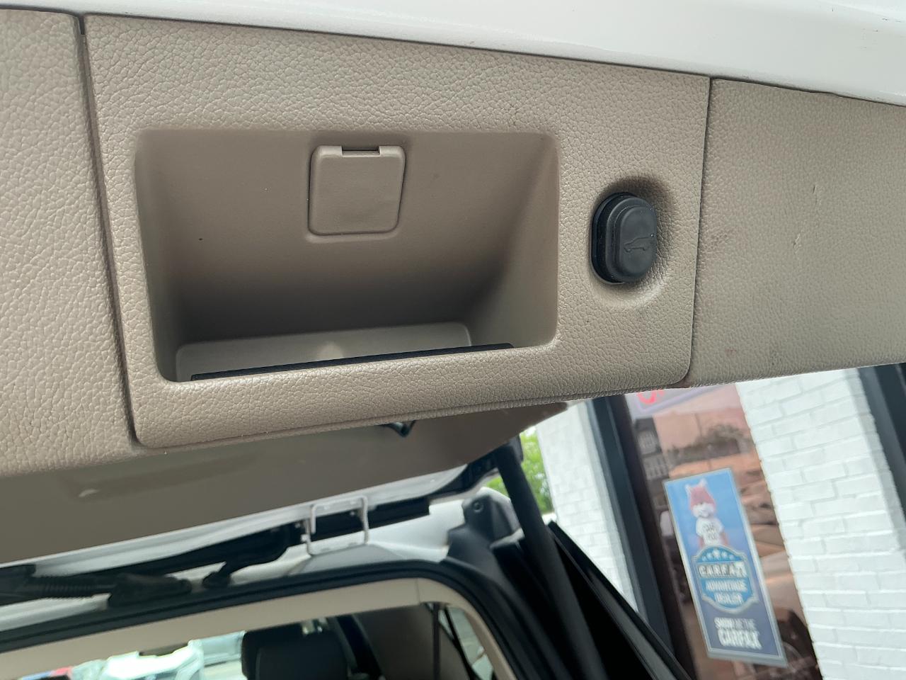 GMC Yukon XL 4WD 4dr SLT 2019