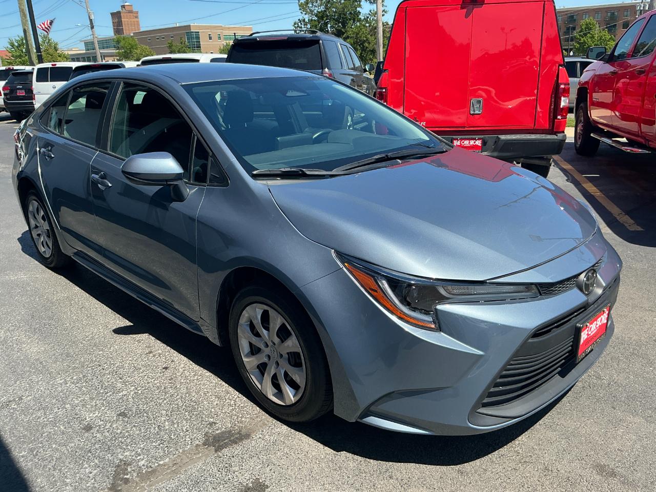Toyota Corolla LE CVT (Natl) 2024