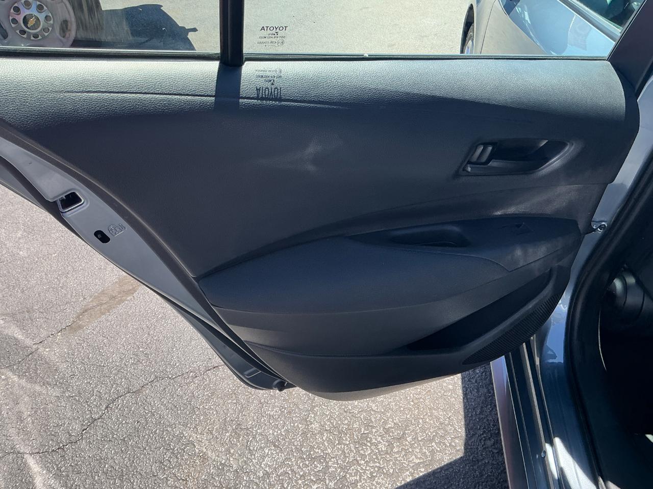 Toyota Corolla LE CVT (Natl) 2024