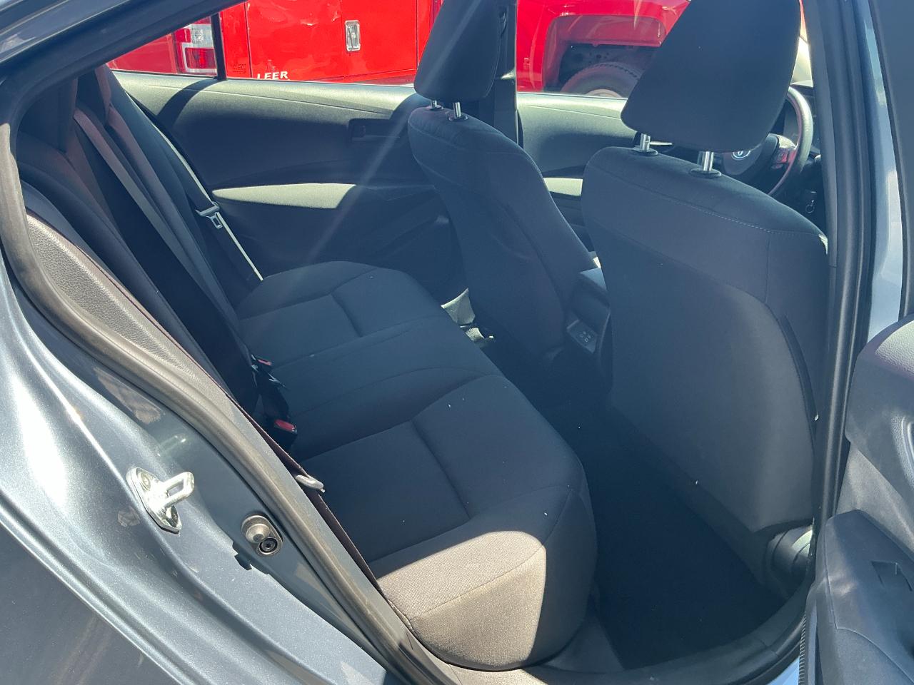 Toyota Corolla LE CVT (Natl) 2024