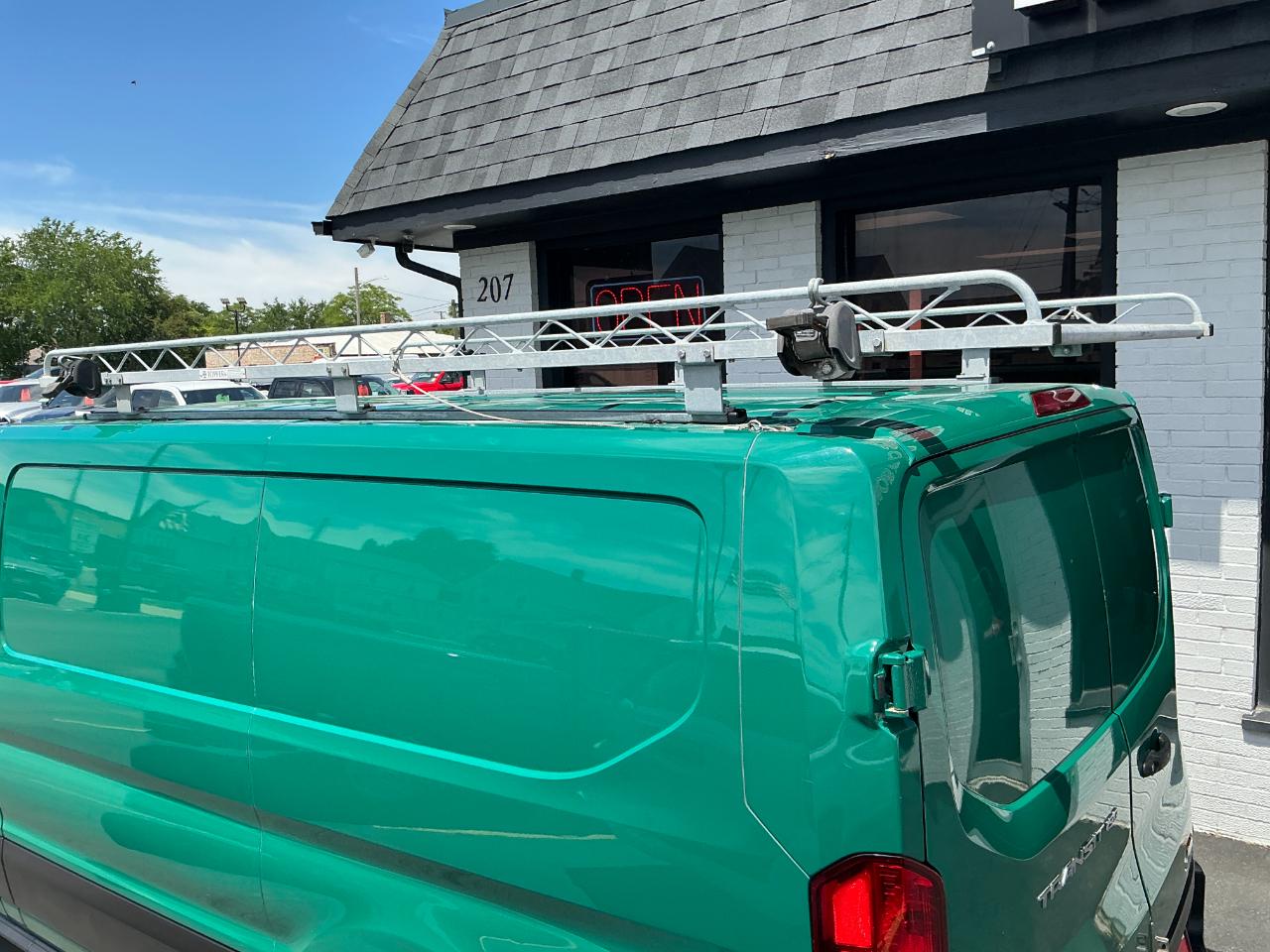 Ford Transit Van T-150 130" Low Rf 8600 GVWR Swing-Out RH Dr 2019