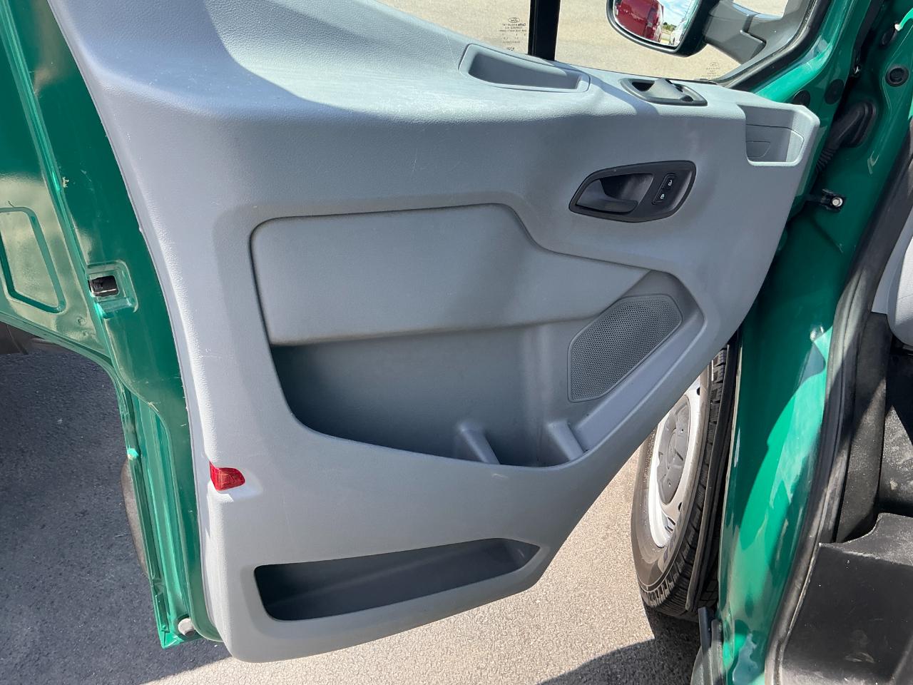 Ford Transit Van T-150 130" Low Rf 8600 GVWR Swing-Out RH Dr 2019