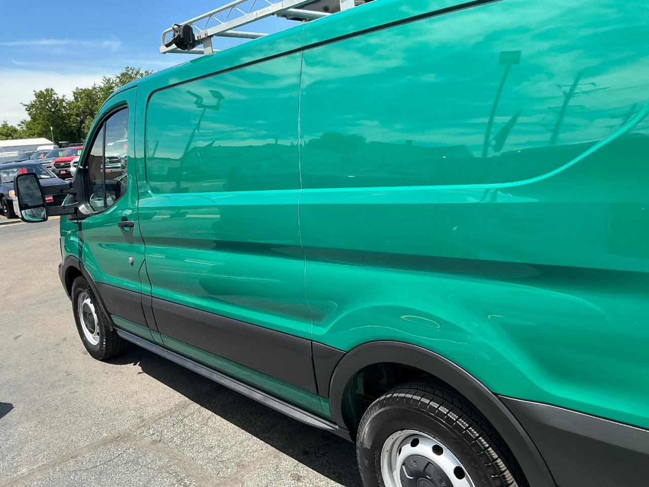 Ford Transit Van T-150 130" Low Rf 8600 GVWR Swing-Out RH Dr 2019