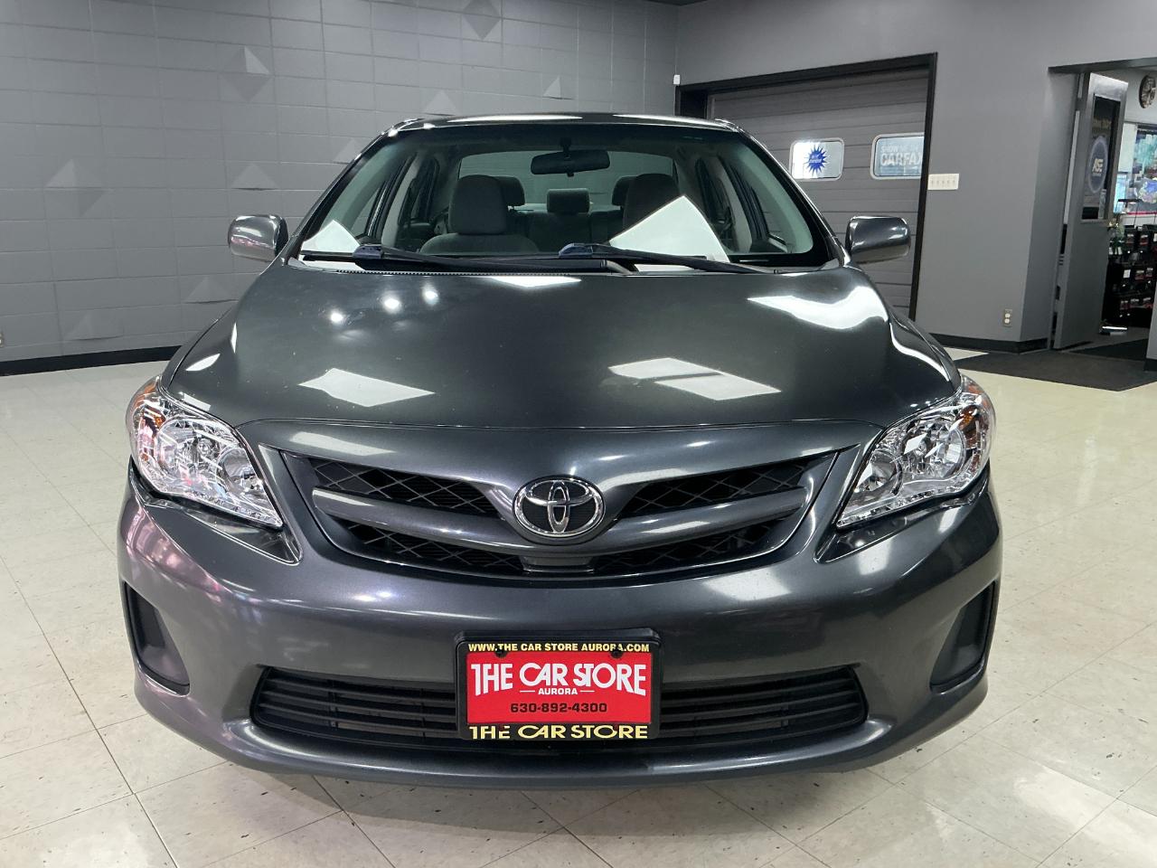 Toyota Corolla 4dr Sdn Auto LE (Natl) 2011