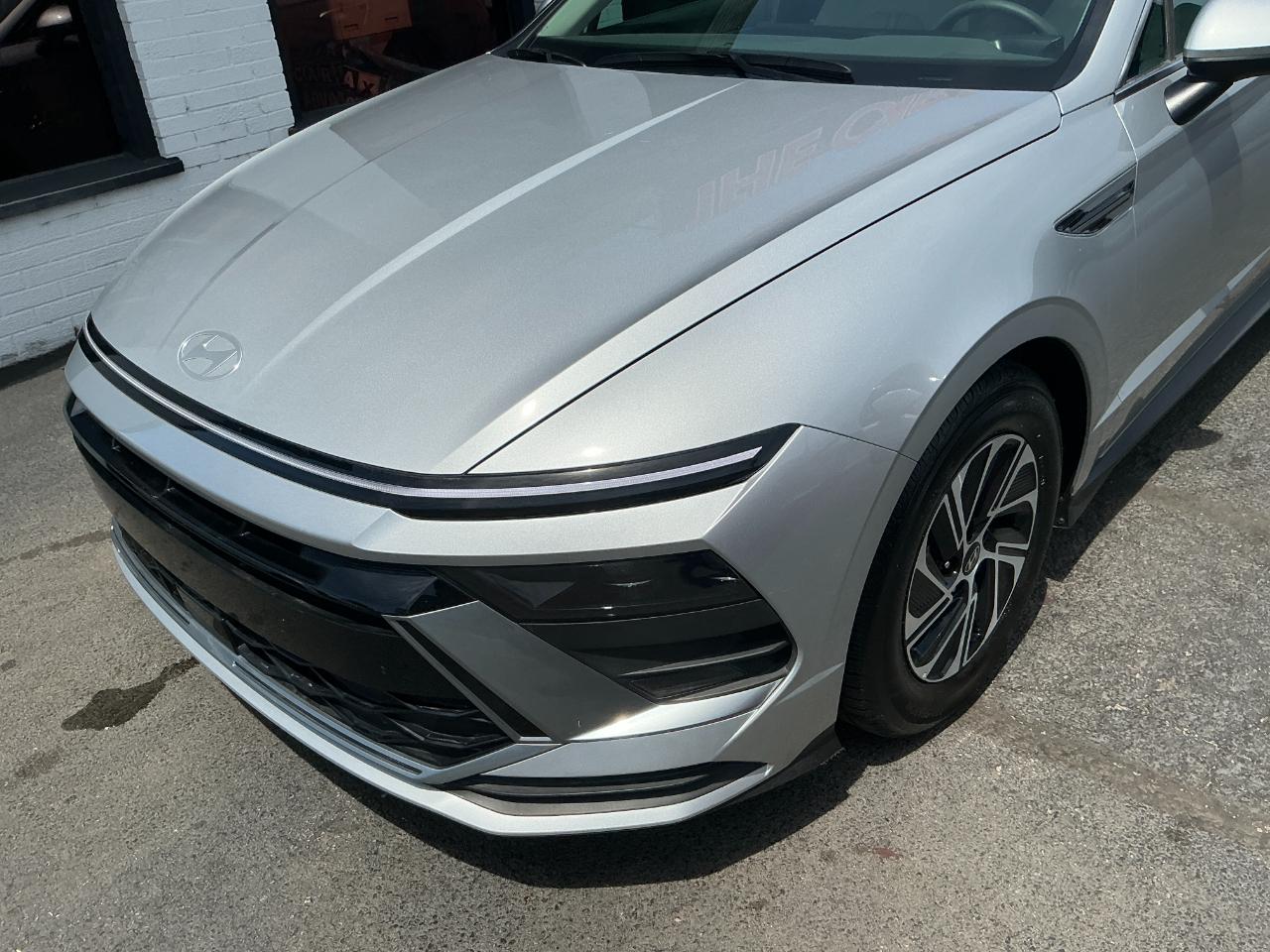 Hyundai Sonata Hybrid Blue FWD 2026
