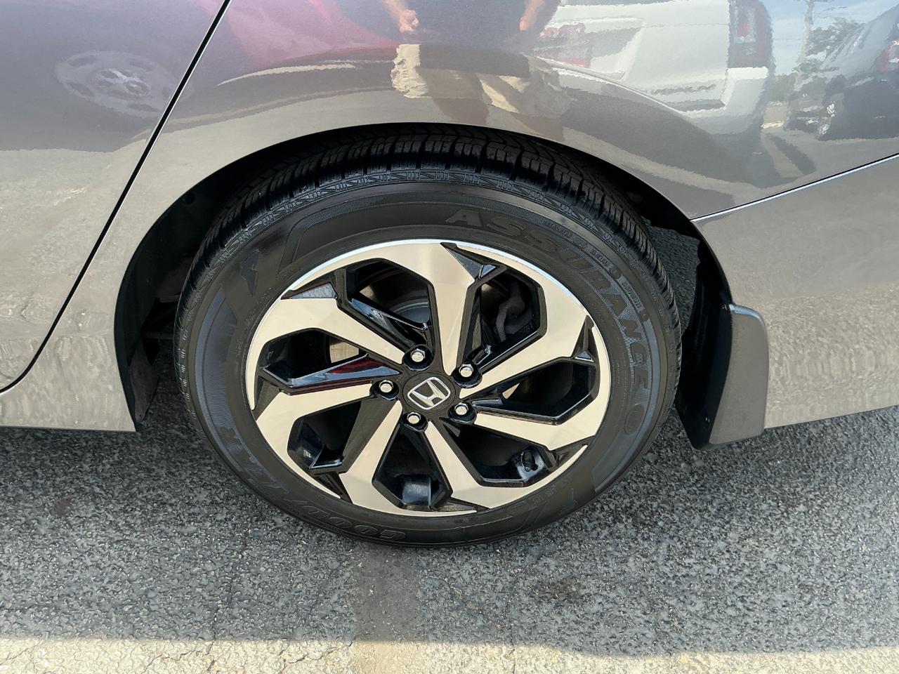 Honda Accord Sedan EX-L CVT w/Navi & Honda Sensing 2017