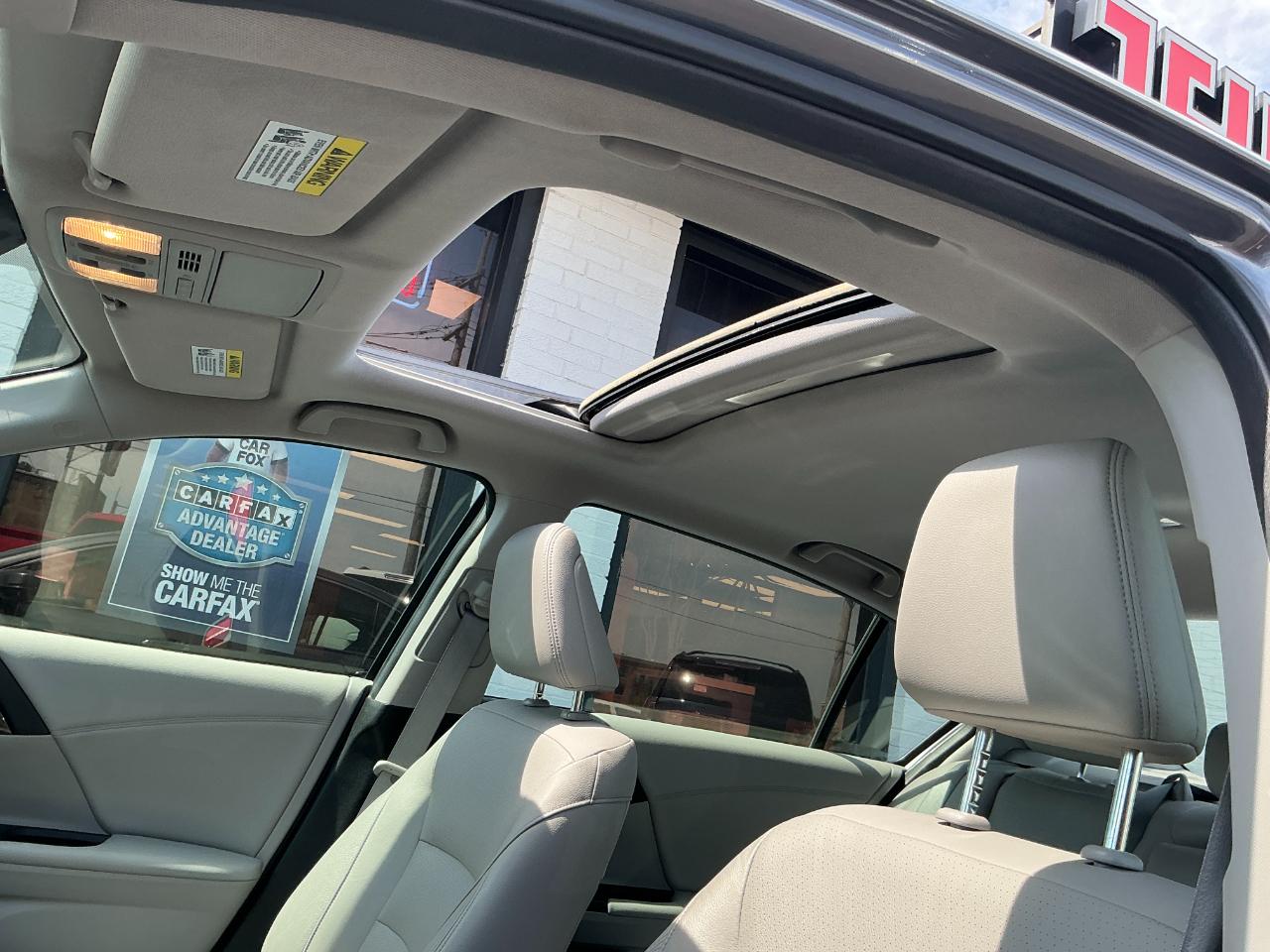 Honda Accord Sedan EX-L CVT w/Navi & Honda Sensing 2017